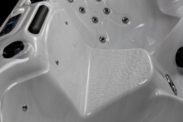 Мини спа-бассейн Sunrans SR878