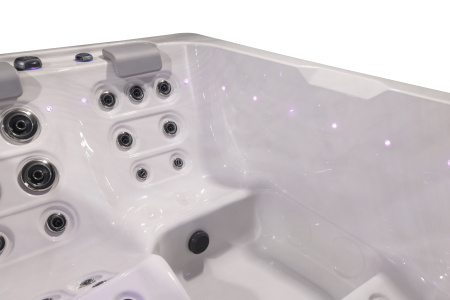 Гидромассажный спа бассейн NordicSpa Magni (Магни)