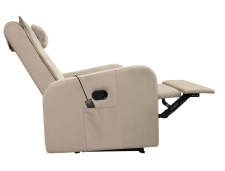 Массажное кресло реклайнер с механическим приводом FUJIMO COMFORT CHAIR F3005 FMF Ваниль (Sakura 4)
